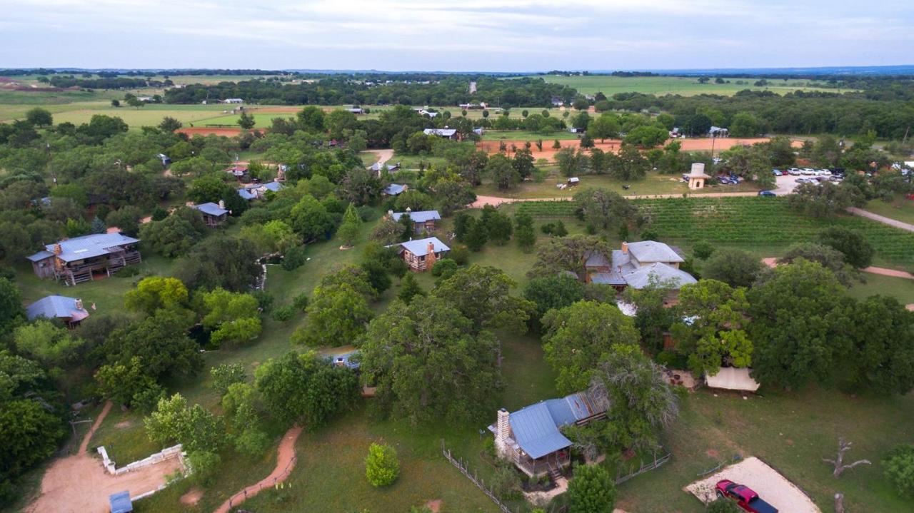 Barons CreekSide Resort Fredericksburg Buitenkant foto