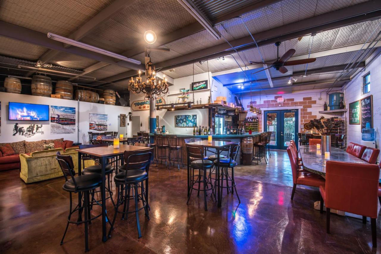 Barons CreekSide Resort Fredericksburg Buitenkant foto