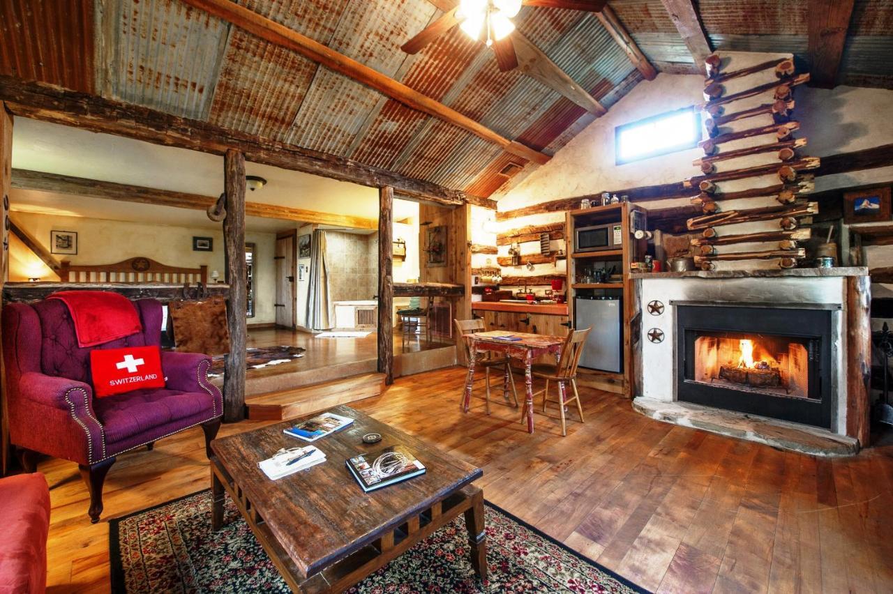 Barons CreekSide Resort Fredericksburg Buitenkant foto