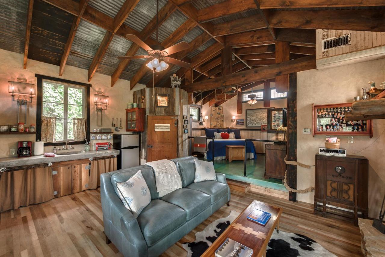 Barons CreekSide Resort Fredericksburg Buitenkant foto