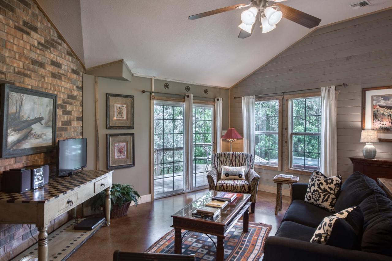 Barons CreekSide Resort Fredericksburg Buitenkant foto