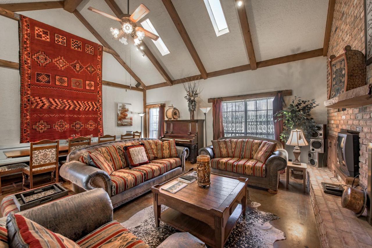 Barons CreekSide Resort Fredericksburg Buitenkant foto