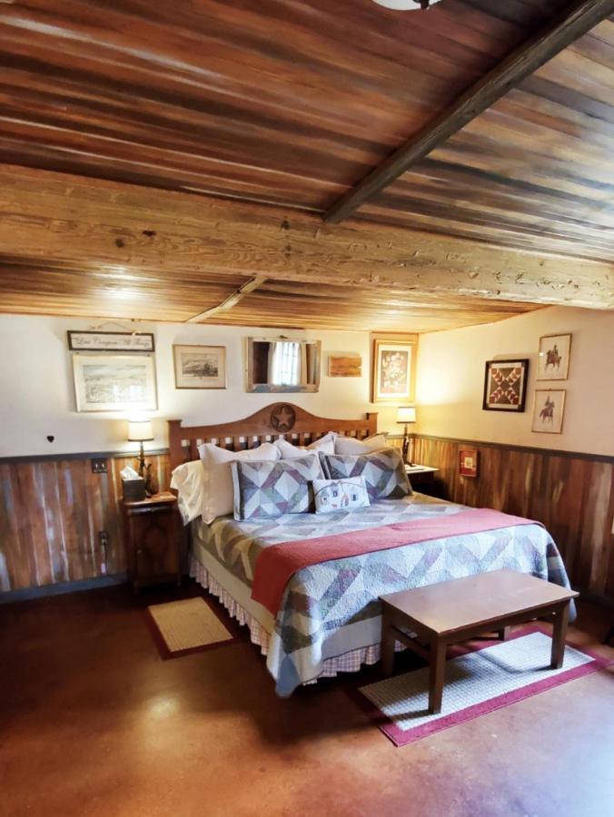 Barons CreekSide Resort Fredericksburg Buitenkant foto